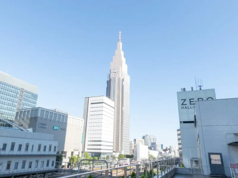 新宿サザンテラス ⁄ Shinjuku Southern Terrace